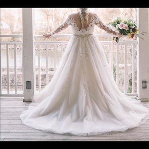 Amari Couture C134/Gabriela